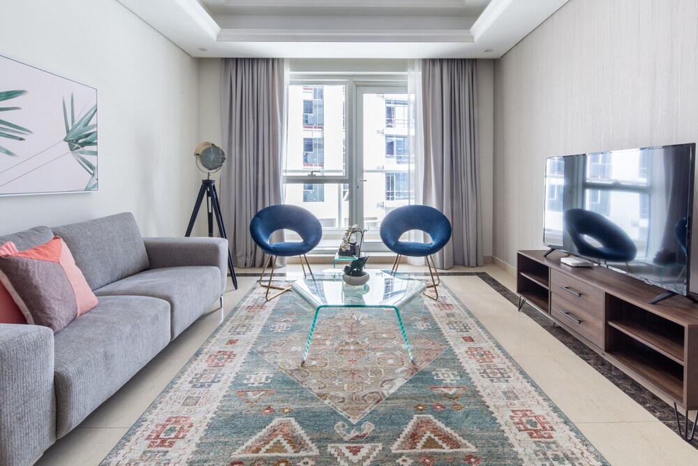 Beautiful Modern 1br Apartment In Downtown In Dubai Hotel Rates Reviews On Orbitz