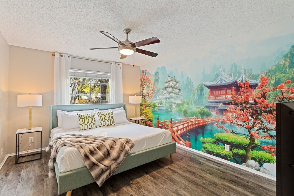 Close to SXSW! 🏯 Cozy Japanese Extended Stay | King Bed | Pool | Fast Wi-Fi