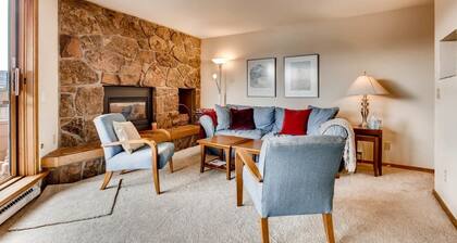 233 Marina Place 2 Bedroom Condo by Redawning