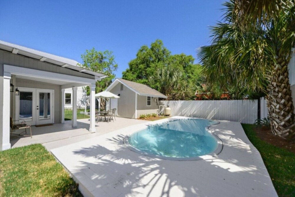 Bay St. Louis Crown Jewel/PRIVATE POOL