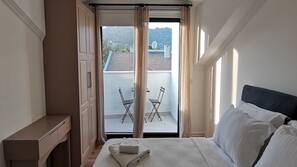 3 bedrooms