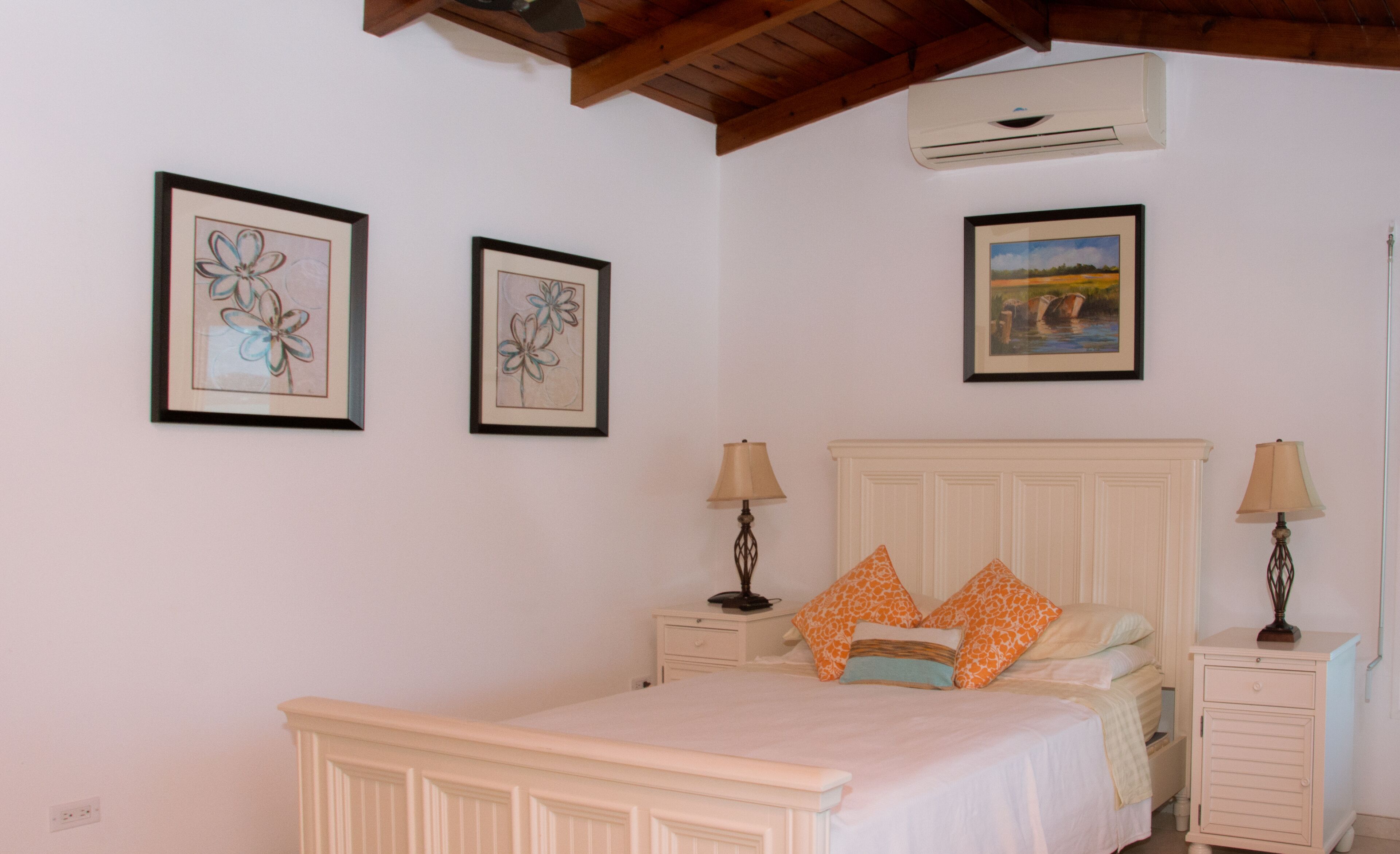 Stunning Views, Right at the Beach!! in St Johns, Antigua and Barbuda