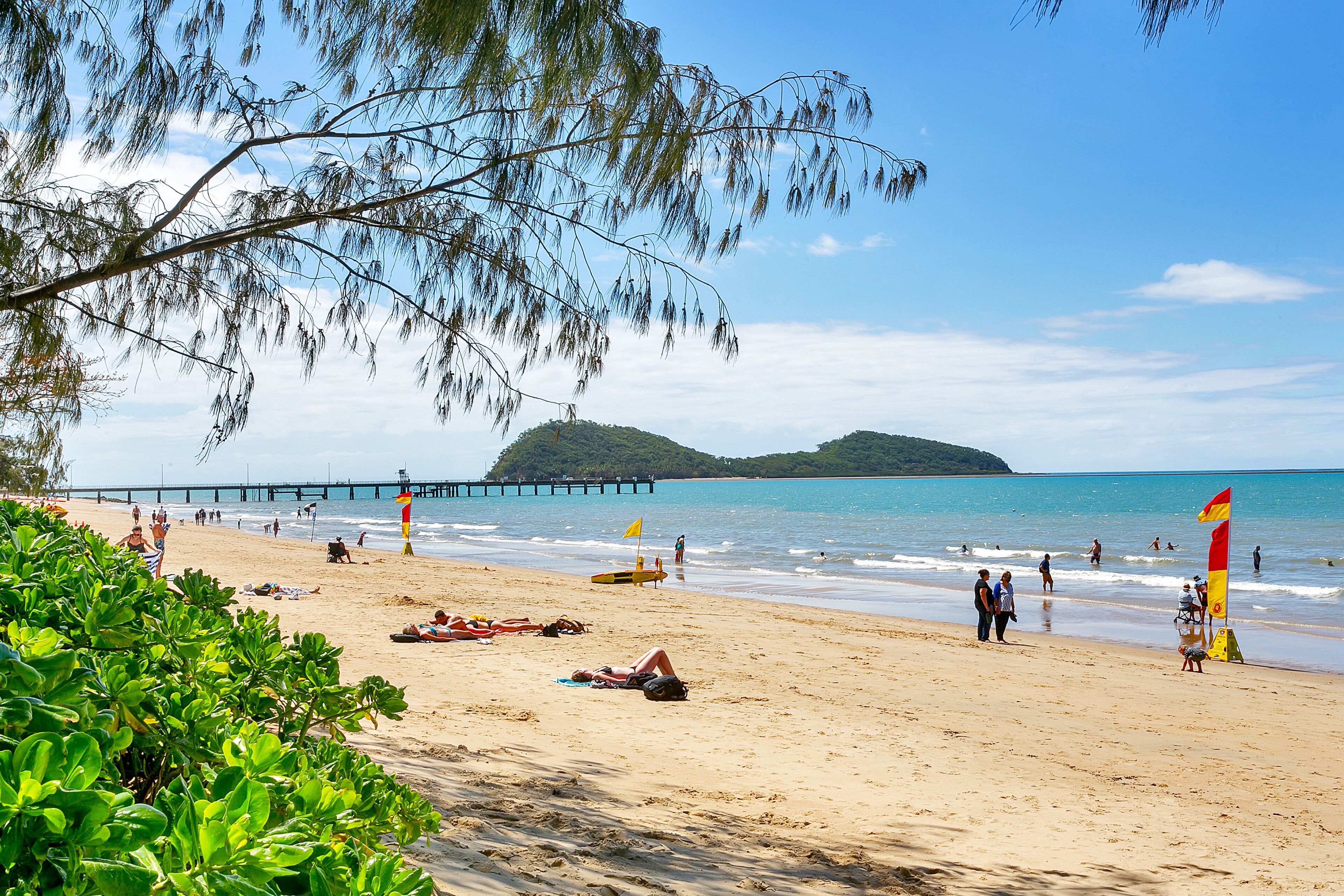 Peppers Beach Club Resort @ Palm Cove 2121/2122 3 Bedroom Apt Spa Bath
