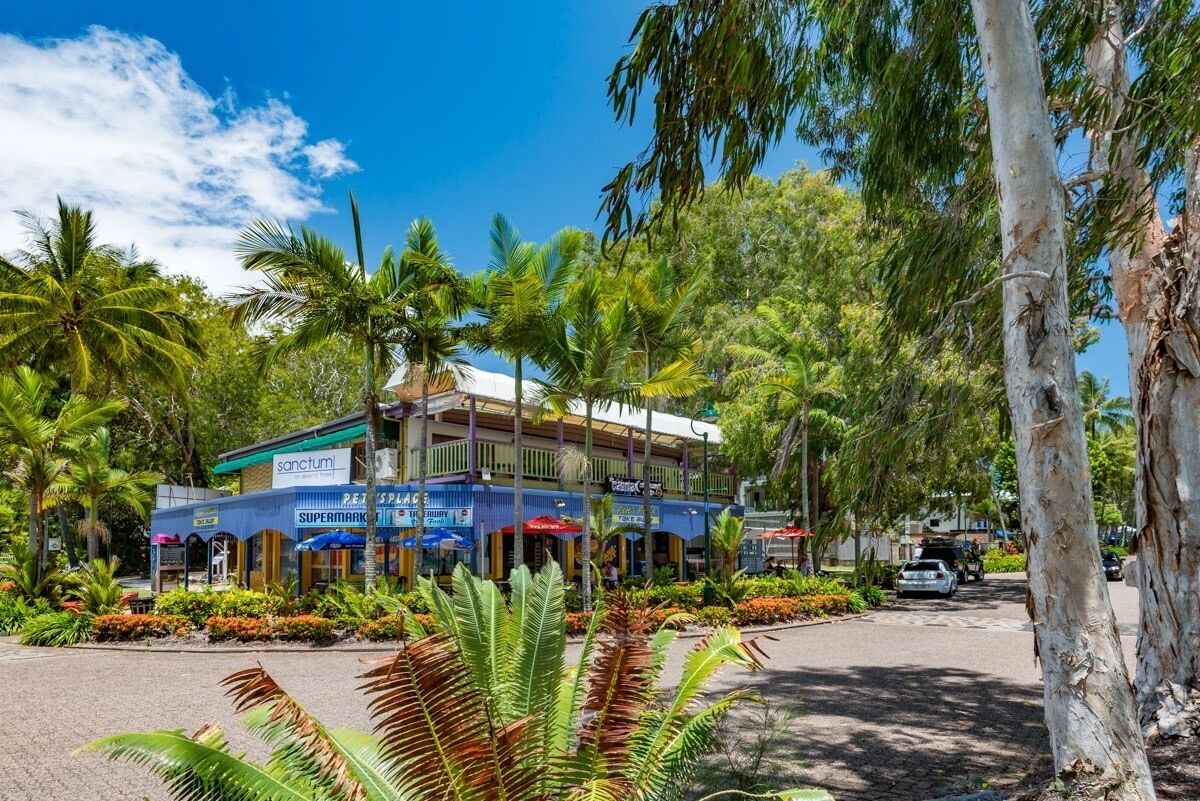 Peppers Beach Club Resort @ Palm Cove 2121/2122 3 Bedroom Apt Spa Bath