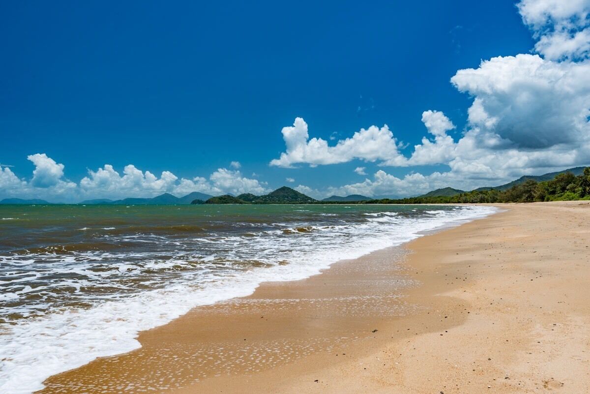 Peppers Beach Club Resort @ Palm Cove 2121/2122 3 Bedroom Apt Spa Bath