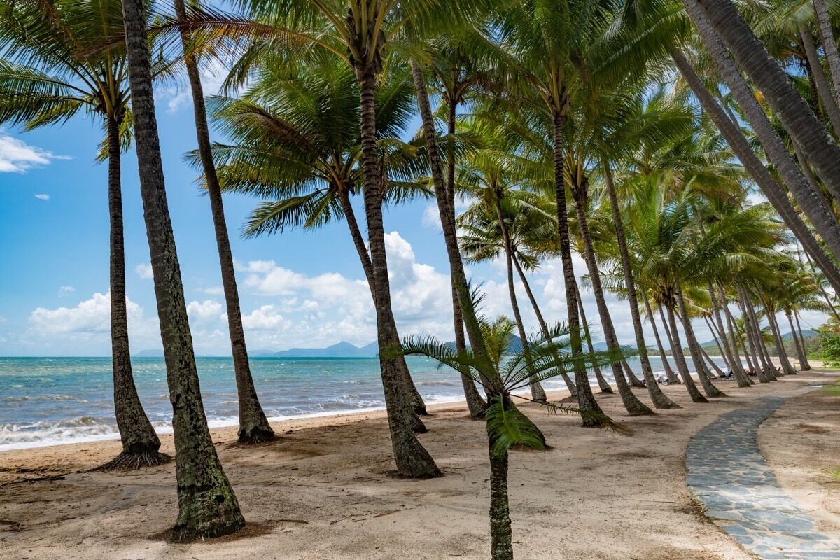 Peppers Beach Club Resort @ Palm Cove 2121/2122 3 Bedroom Apt Spa Bath