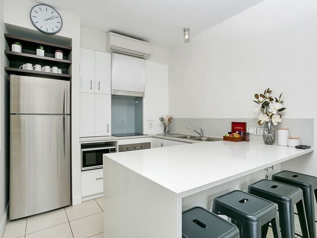 Peppers Beach Club Resort  3111/3112    Two Bedroom Apartment   Spa  Suite