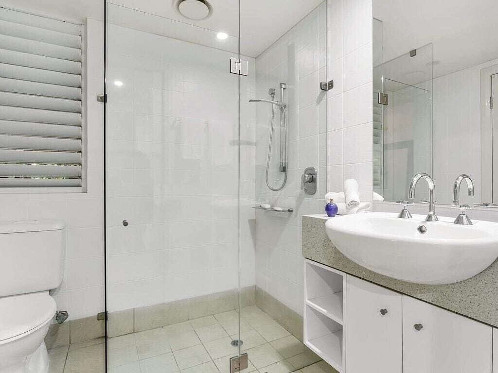 Peppers Beach Club Resort  3111/3112    Two Bedroom Apartment   Spa  Suite