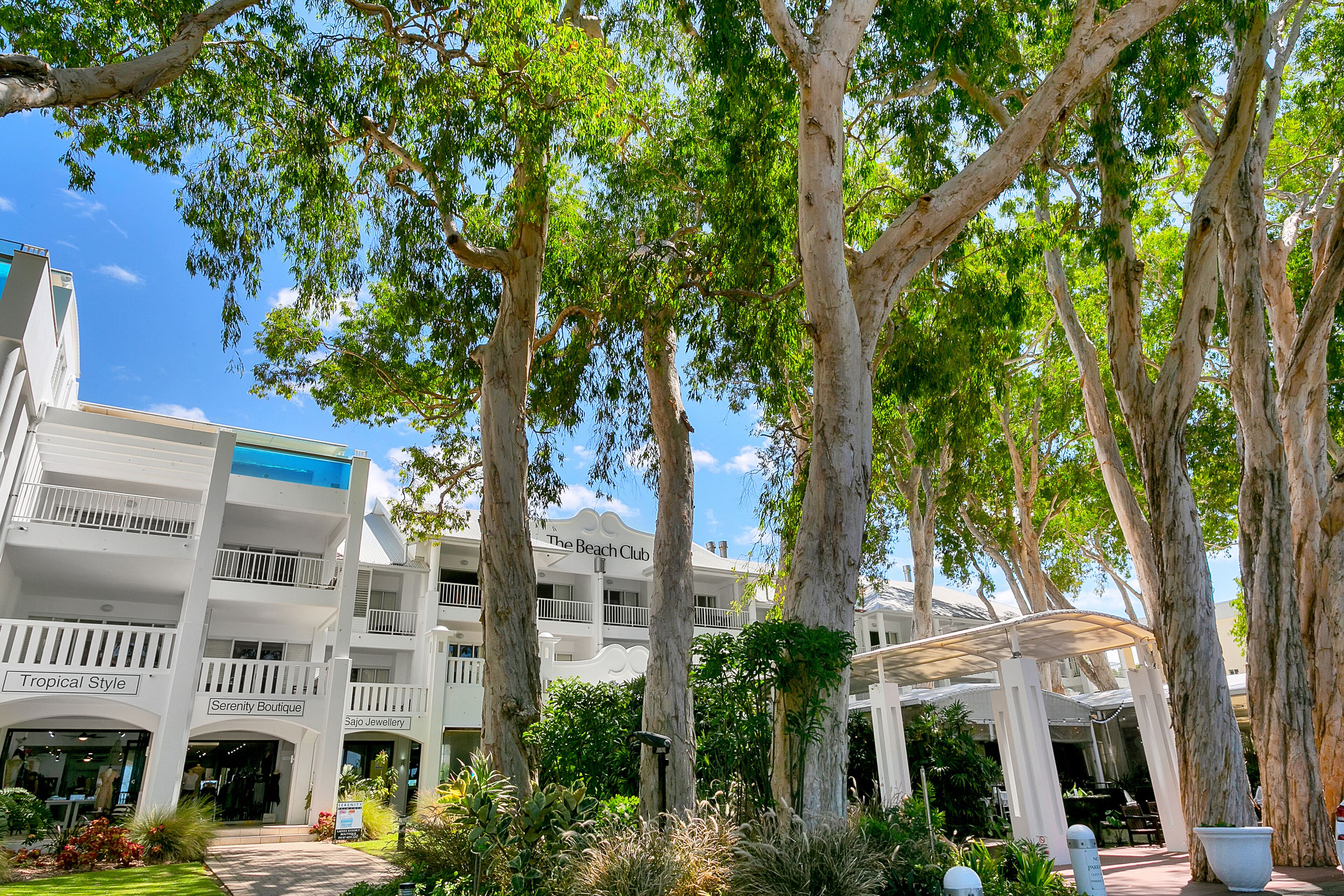 Peppers Beach Club Resort  3111/3112    Two Bedroom Apartment   Spa  Suite