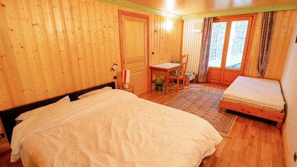 4 chambres, Wi-Fi, draps fournis