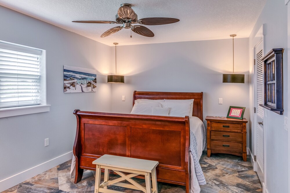 Pristine lodging! 5 min from DT Mt. Dora! Lake County Vrbo