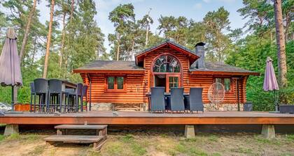 Secluded Holiday Home in De Lutte near Forest