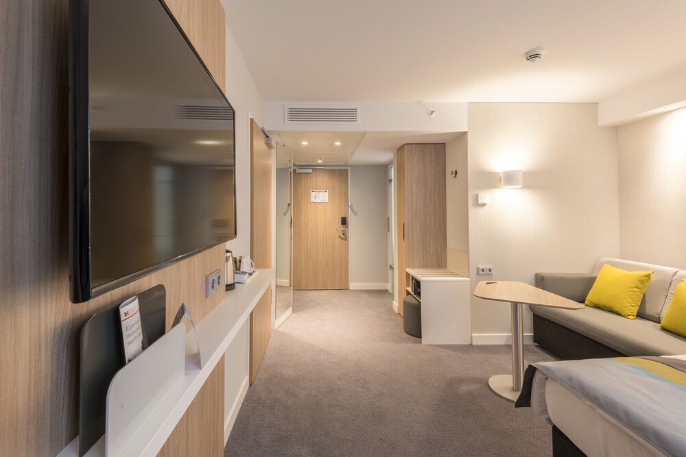 Photo - Holiday Inn - Mannheim City - Hauptbahnhof by IHG