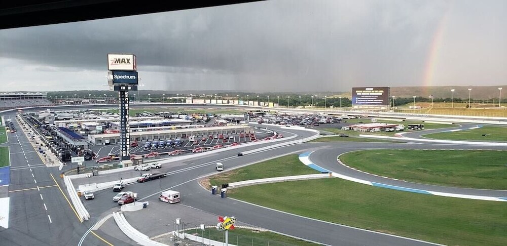 First Turn Luxury Condo At Charlotte Motor Speedway In Charlotte Hotel Rates Reviews On Orbitz