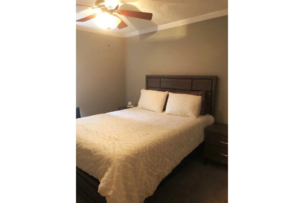 Lavish Living at Lynwood Port Arthur Vrbo