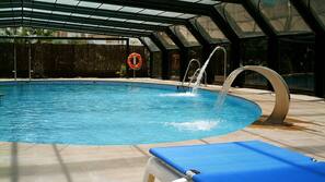 Piscina externa sazonal