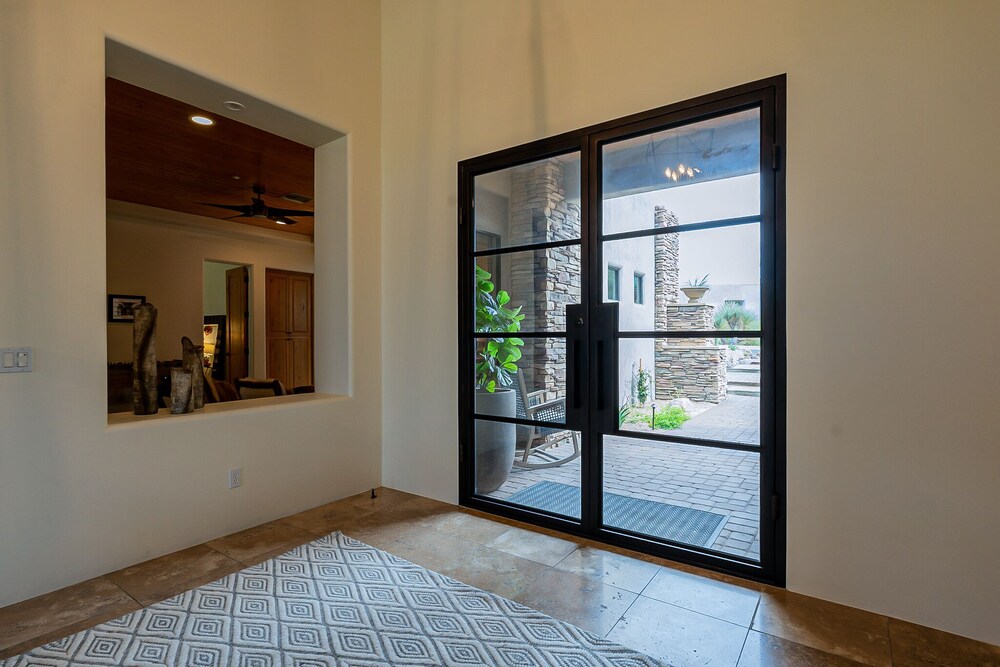 RENT SPECIAL FOR FEBRUARY AND MARCH 2024! ON THE 6TH GREEN OF TROON