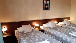 Rollaway beds, free WiFi