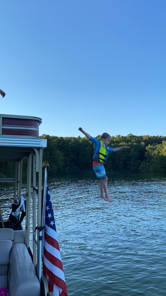 lake close