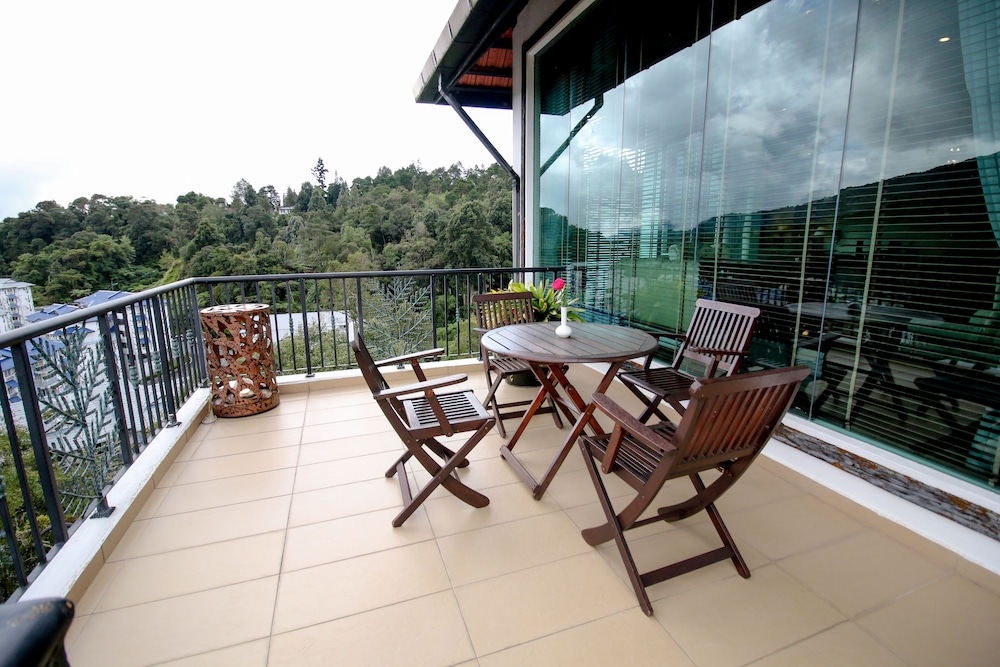 Hotel De La Ferns Cameron Highlands In Tanah Rata Rates Balcony View