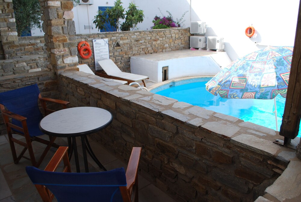 Siroco S Rooms Studios Paros Island Siroco S Rooms Studios Paros Island