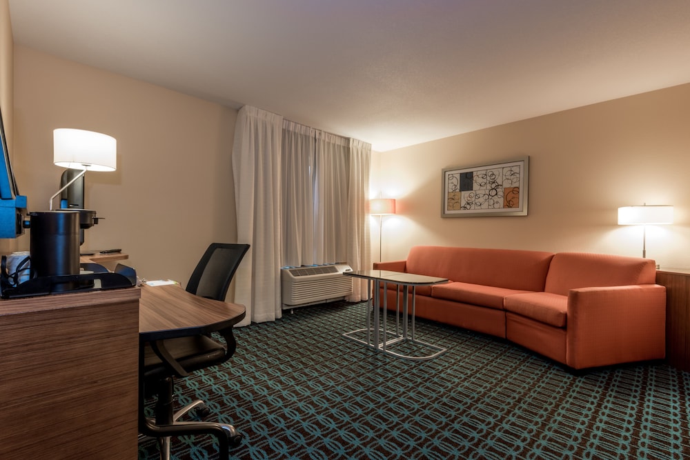 Fairfield Inn & Suites by Marriott Montgomery Airport South