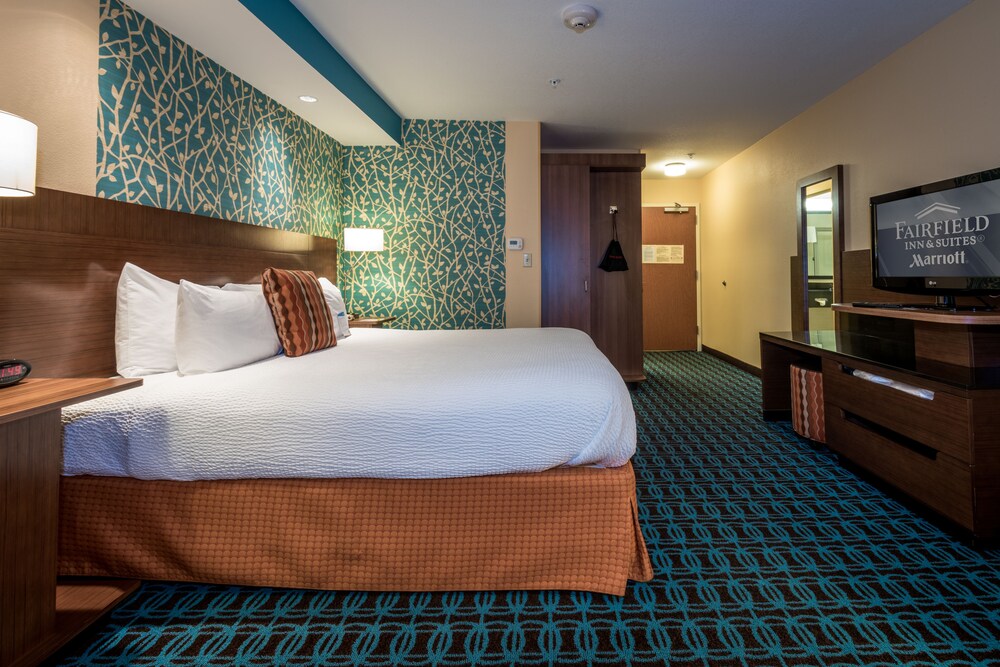 Room, Fairfield Inn & Suites by Marriott Montgomery Airport South