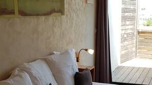 Literie de qualité supérieure, surmatelas, minibar