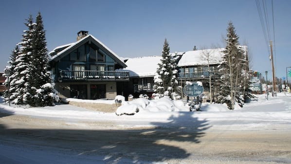 The Viking Lodge Downtown Winter Park Colorado In Winter Park