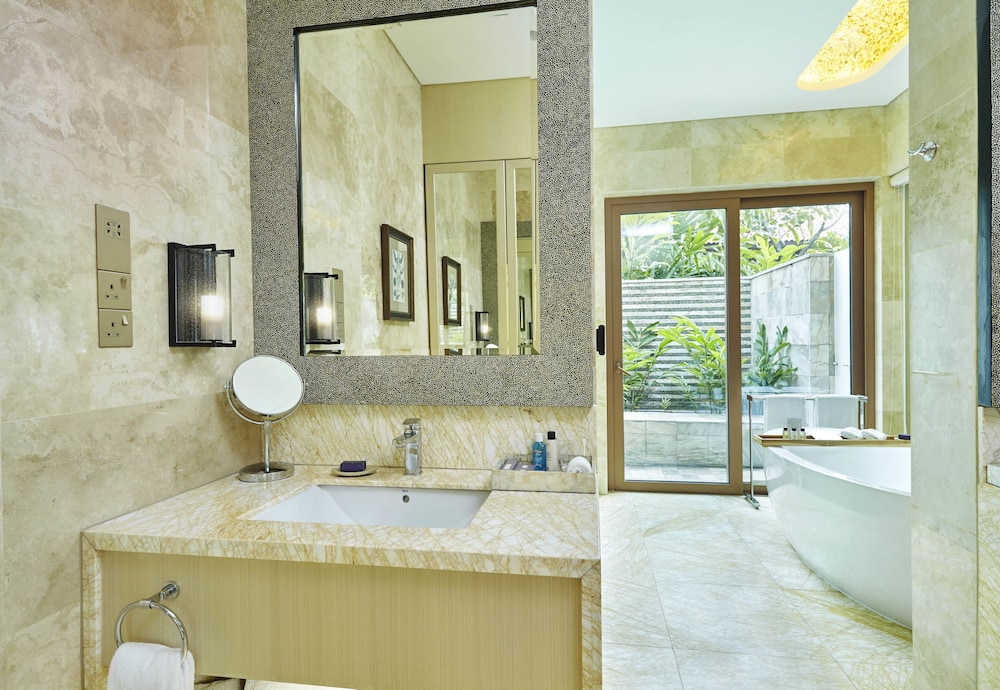 Resorts World Sentosa Beach Villas Sg Clean In Southern Islands Hotel Rates Reviews On Orbitz Resorts World Sentosa Beach Villas Sg Clean In Southern Islands Hotel Rates Reviews On Orbitz