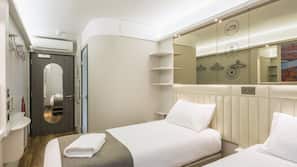 In-room safe, desk, blackout curtains, free WiFi