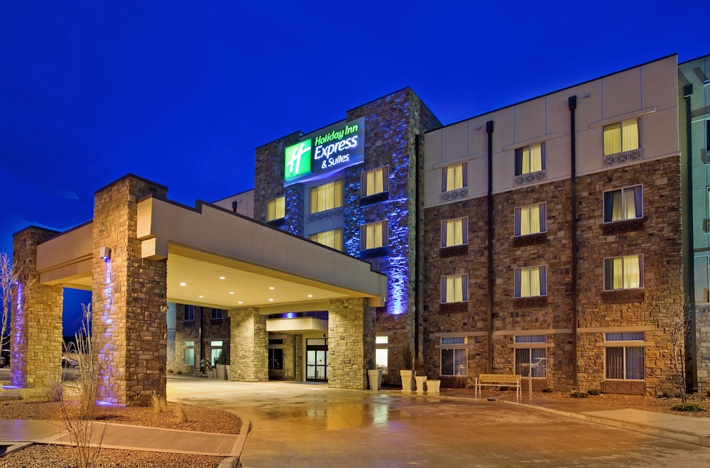Holiday Inn Express & Suites Gallup East in Gallup, United States