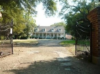 The Briars Bed & Breakfast in Natchez, United States
