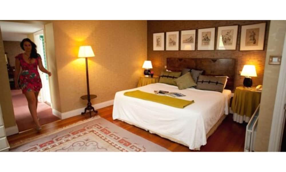 The Mustard Seed at Echo Lodge in Ballingarry Best Rates & Deals on