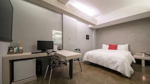 Premium bedding, minibar, in-room safe, desk