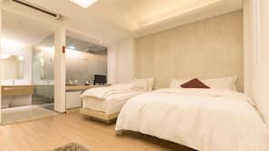 Premium bedding, minibar, in-room safe, desk