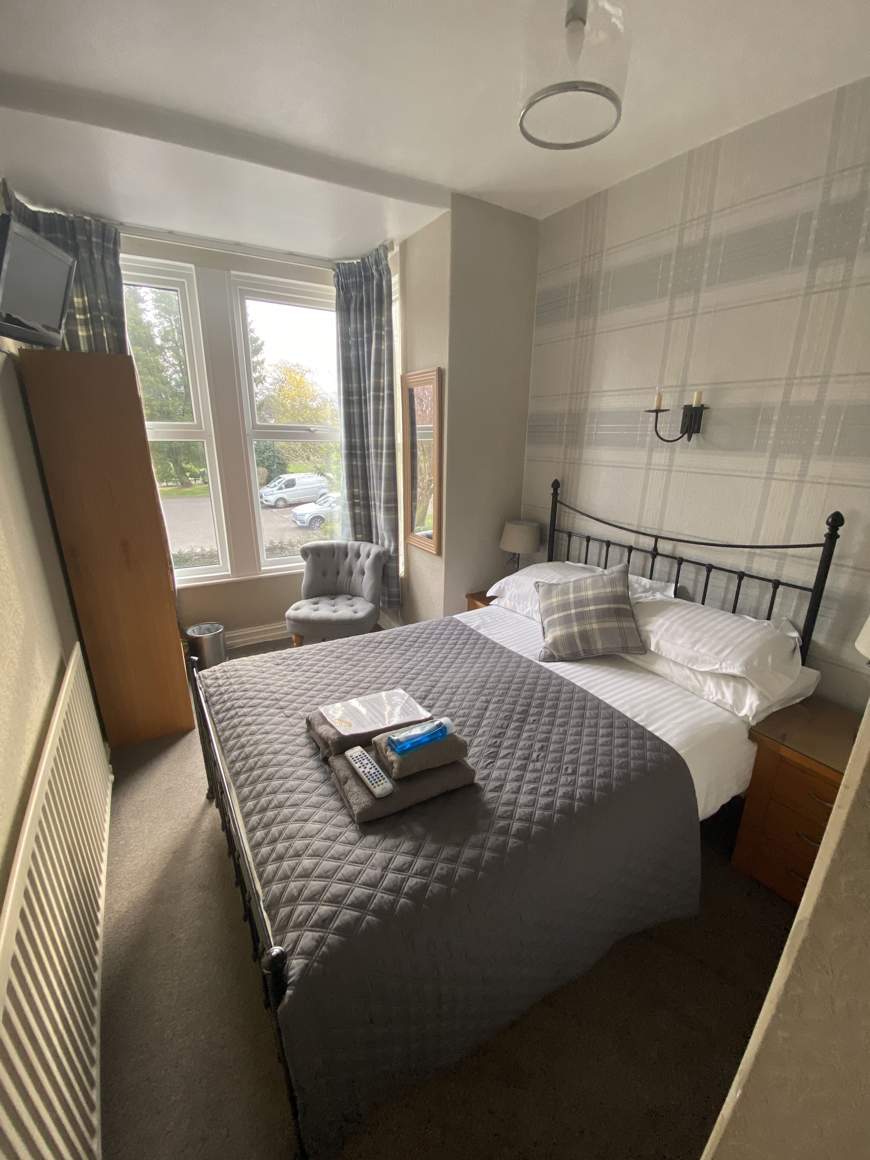 Autumn Leaves Guest House (Windermere 