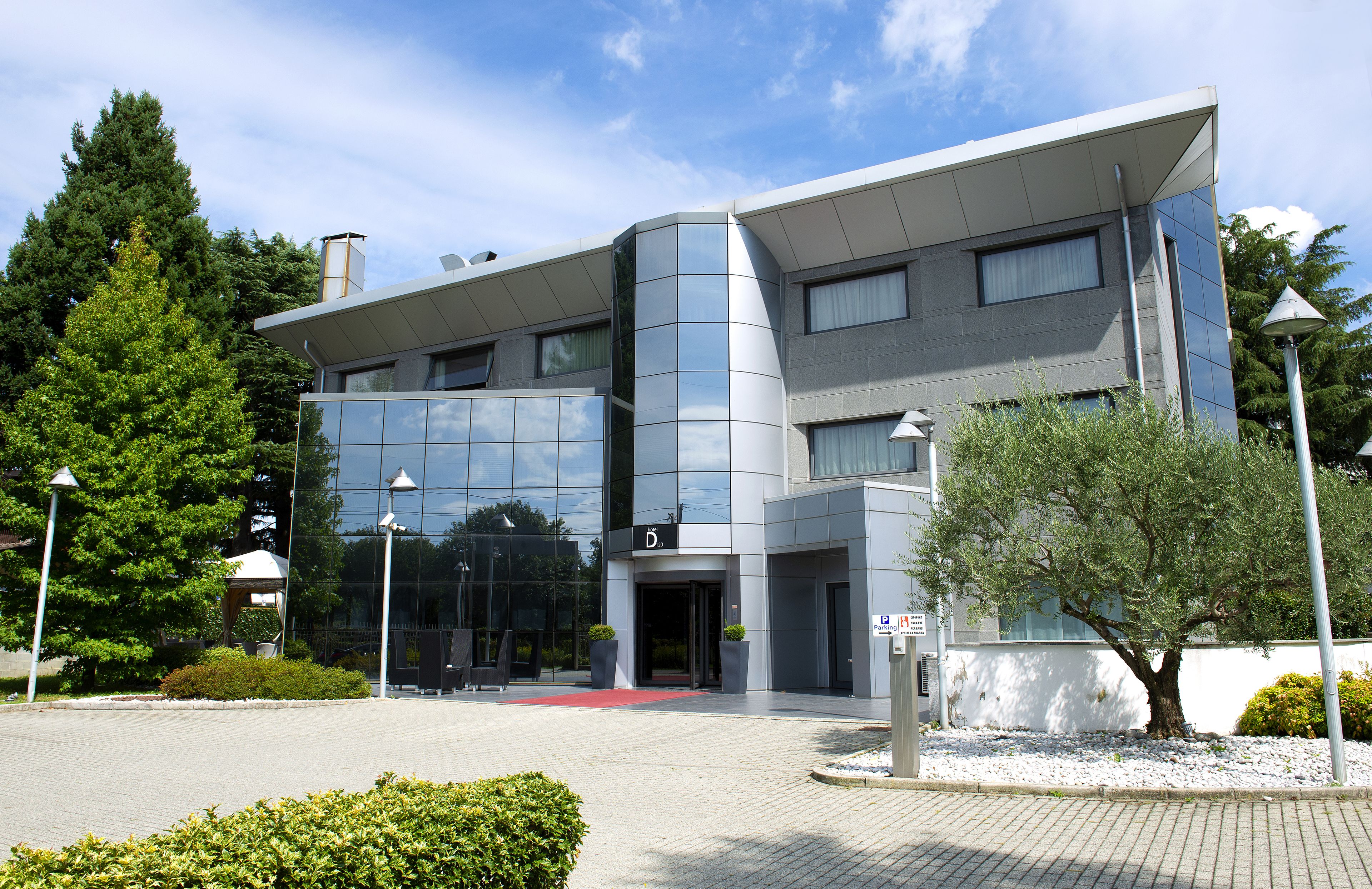 Hotel D120 Olgiate Olona Italia Expedia It