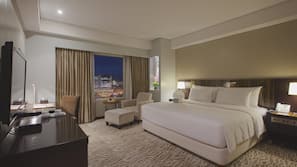 Premium bedding, minibar, in-room safe, desk