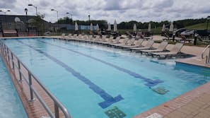 Indoor pool, seasonal outdoor pool, pool umbrellas, sun loungers