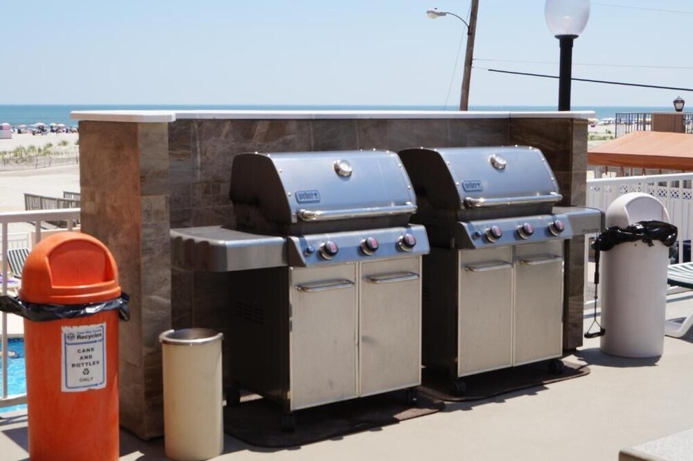 Beau Rivage Beach Resort