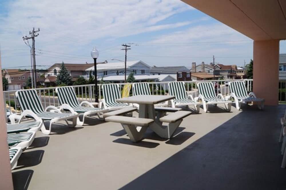 Beau Rivage Beach Resort