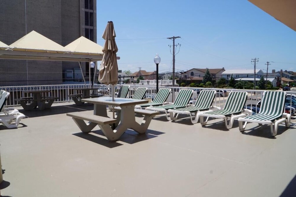 Beau Rivage Beach Resort