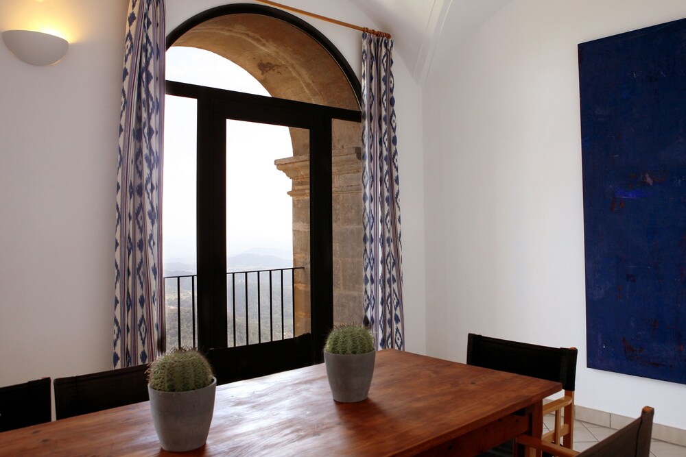 Imagen de Petit Hotel Hostatgeria Sant Salvador - imagen 4 de 25