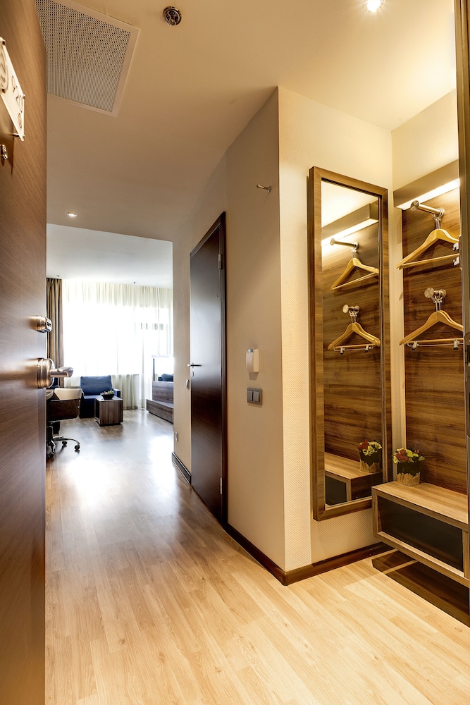 Foto - Ramada Encore Kyiv