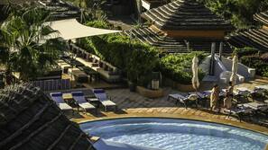 Outdoor pool, pool umbrellas, pool loungers