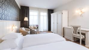 Premium bedding, in-room safe, desk, free WiFi