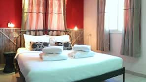 Surmatelas, décoration personnalisée, bureau