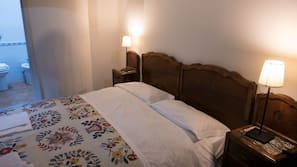 Select Comfort 床墊、家具佈置各有特色、書桌、手提電腦工作空間