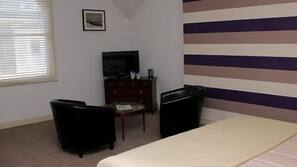 Egyptian cotton sheets, free WiFi